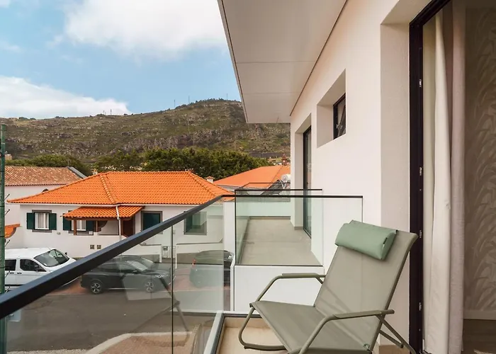 Guestredy - A Modern In Apartamento Machico (Madeira)
