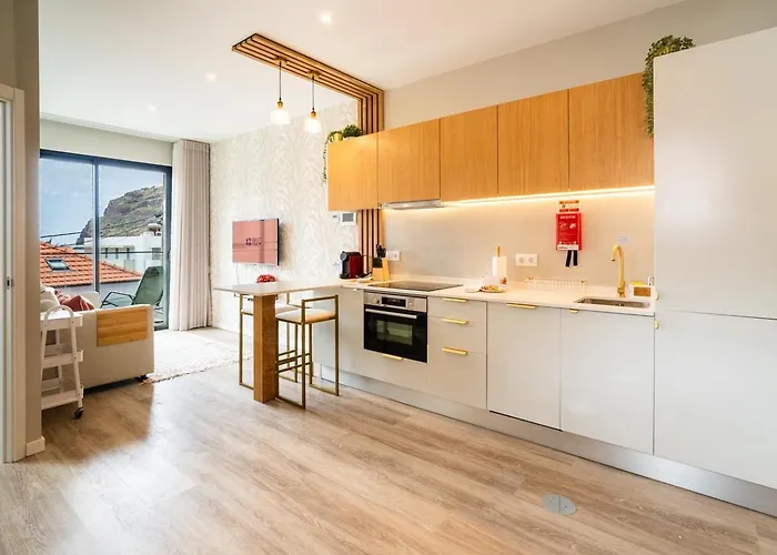 Guestredy - A Modern In