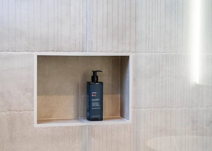 Guestredy - A Modern In Machico (Madeira)